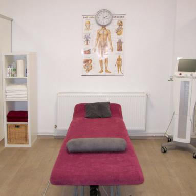Praxis Kreuztal Behandlungsraum